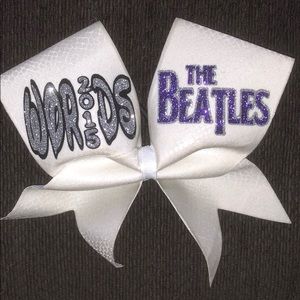 Beatles Worlds Bow (2015)